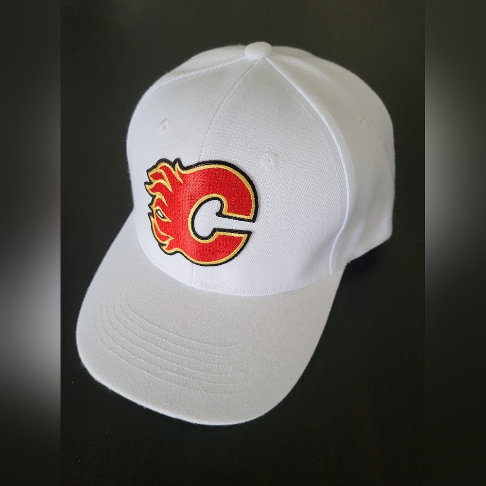 Calgary Flames White Hat